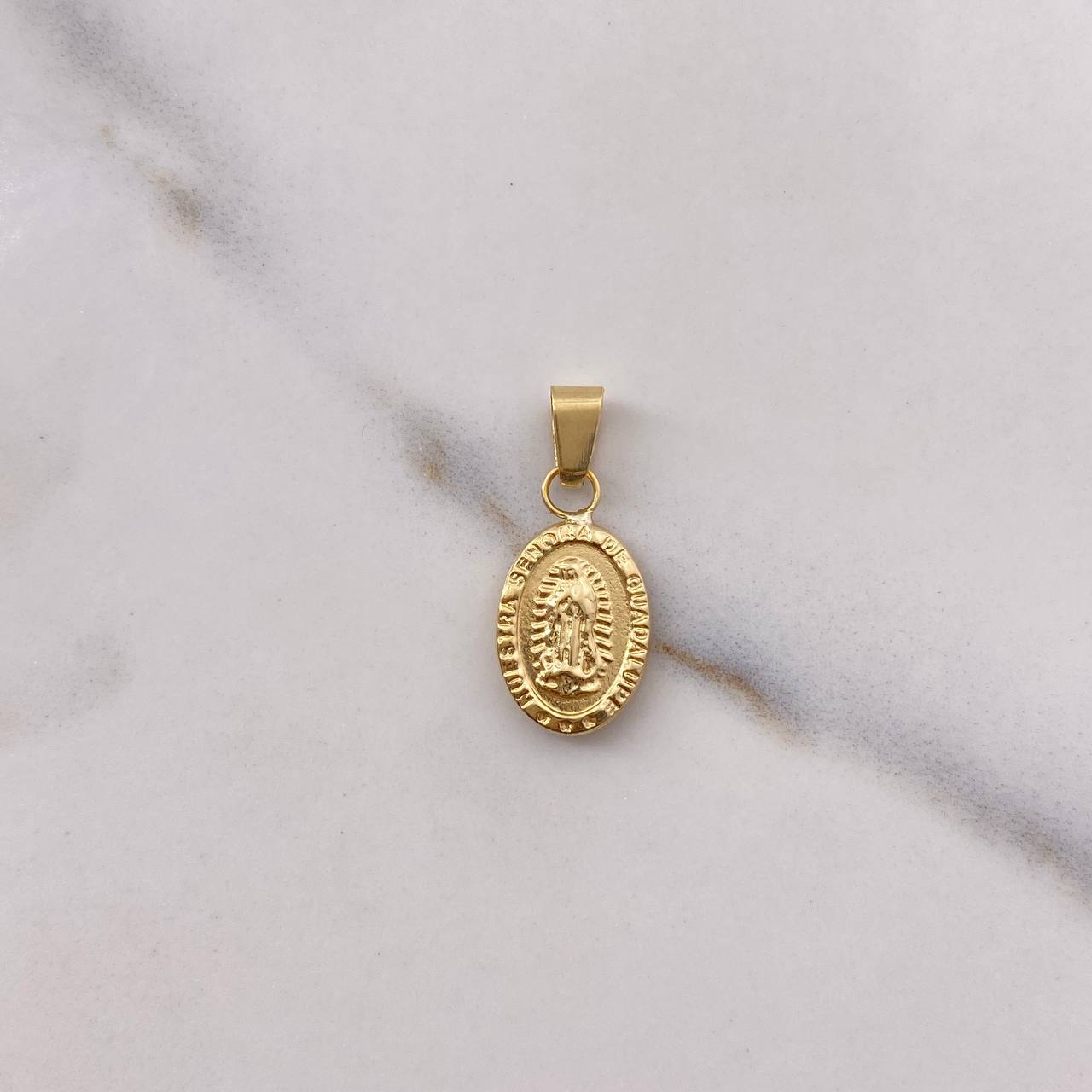 Dije Virgen Guadalupe 0.9gr / 2.1cm / Troquelado Oro Amarillo $