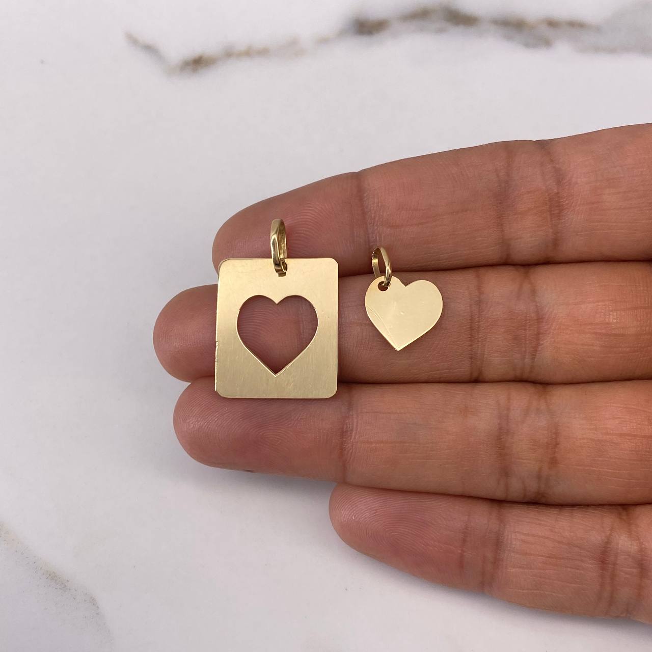 Dije Placa Corazon Pareja 2.3gr / 2.5cm / 20mm*16mm Liso Oro Amarillo $