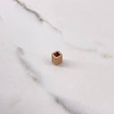 Herraje Cubo 1.55gr / 8mm Circones Blancos Oro Rosa $