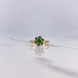 Anillo Flor 3.2gr / T7 1/4 / Circones Verdes Oro Amarillo $