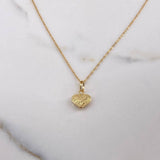 Cadena Singapur 0.9gr / 50cm + Dije Corazón Grabado 0.35gr / 1.5cm / Oro Amarillo (Oferta) $