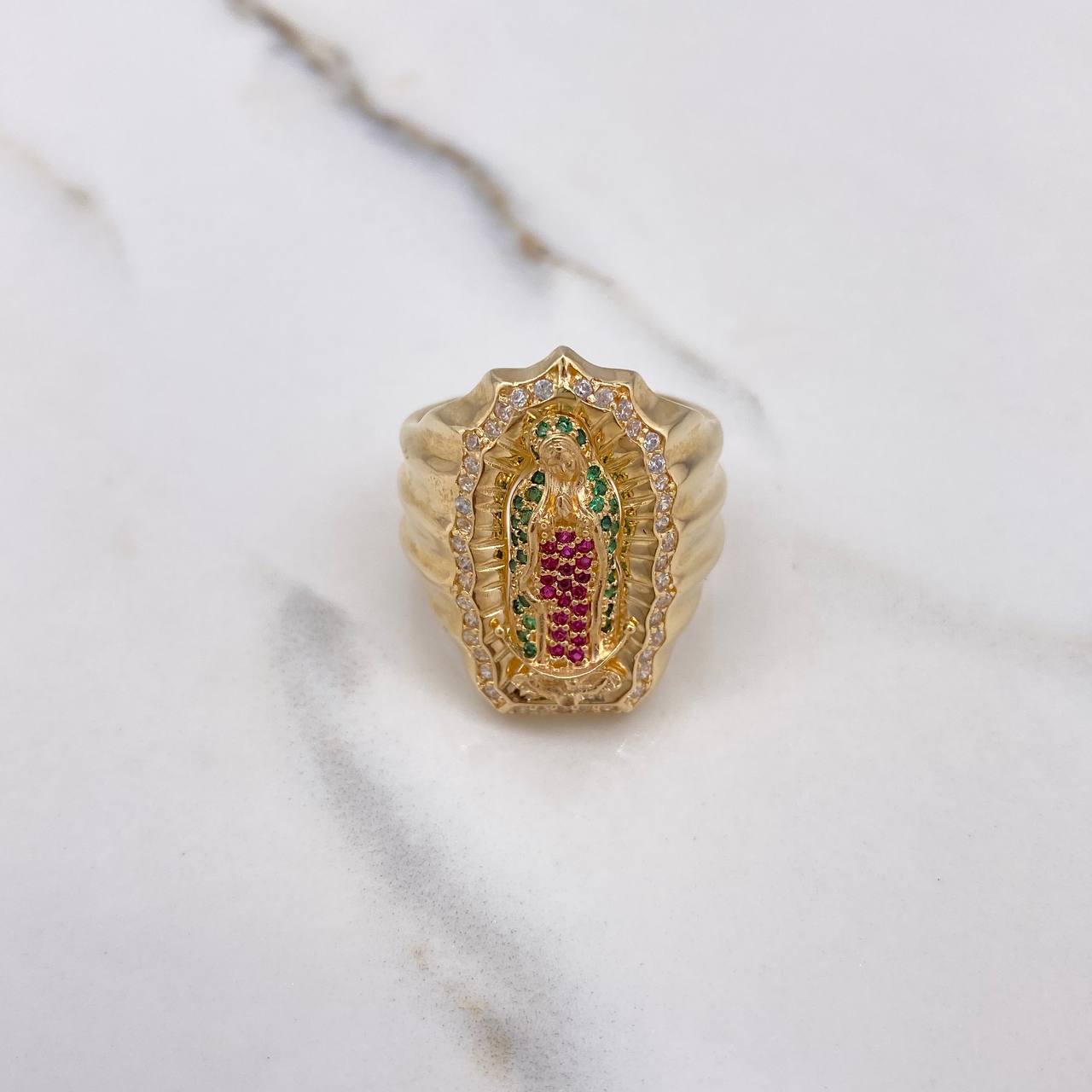 Anillo Virgen Guadalupe 11.05gr / T9 3/4 / Circones Blancos Verdes Fucsias Oro Amarillo $