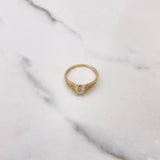 Anillo Solitario 2gr / T5 1/2 / Circones Blancos  Oro Amarillo $