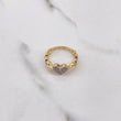 Anillo Corazon Circulos 2.95gr / T5 3/4 / Circones Blancos  Oro Amarillo $