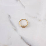 Anillo Rombo 2.1gr / T6 / Circones Blancos  Oro Amarillo $