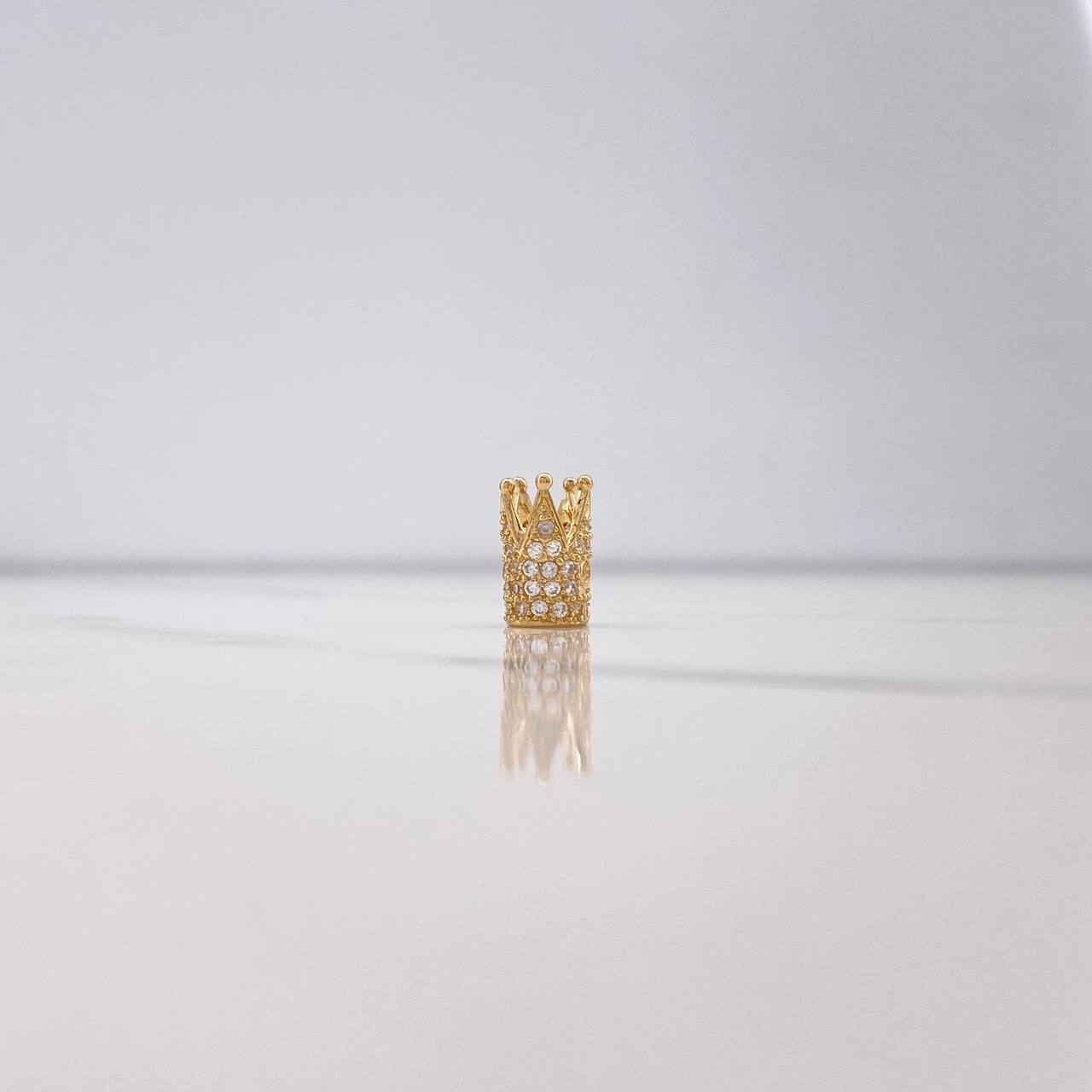 Herraje Corona  1.55gr / 1.1cm / Circones Blancos Oro Amarillo $