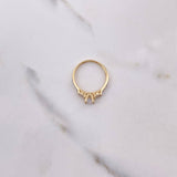 Anillo Solitario Cajon 2.1gr / T5 3/4 / Circones Blancos Oro Amarillo &