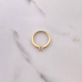 Anillo Solitario Churumbela 3.25gr / T6 1/2 / Circones Blancos Oro Amarillo &