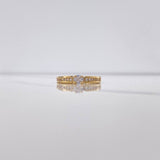 Anillo Solitario Churumbela 3.25gr / T6 1/2 / Circones Blancos Oro Amarillo &