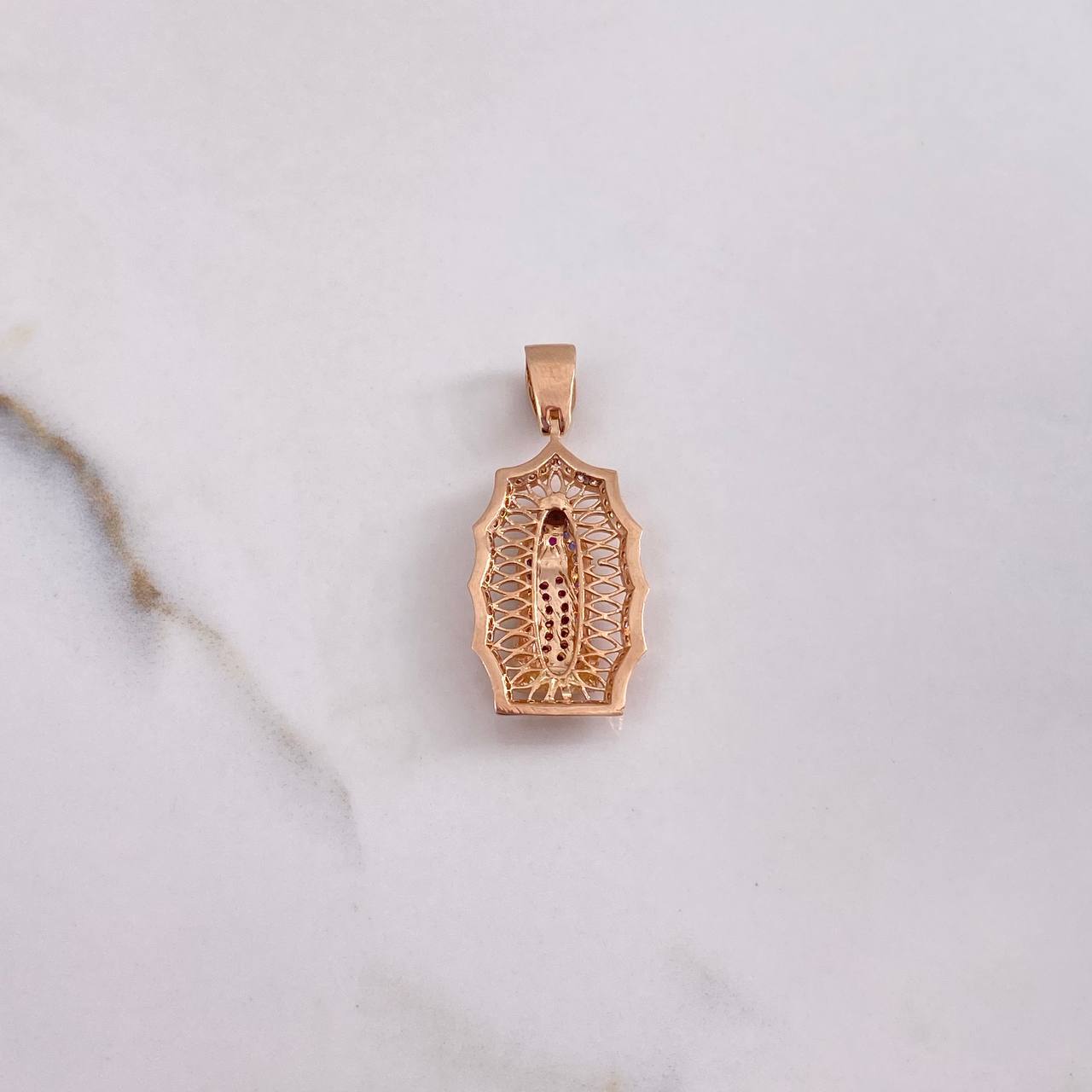 Dije Virgen Guadalupe 5gr / 3.7cm / Circones Blancos Azules Fucsias Oro Rosa $