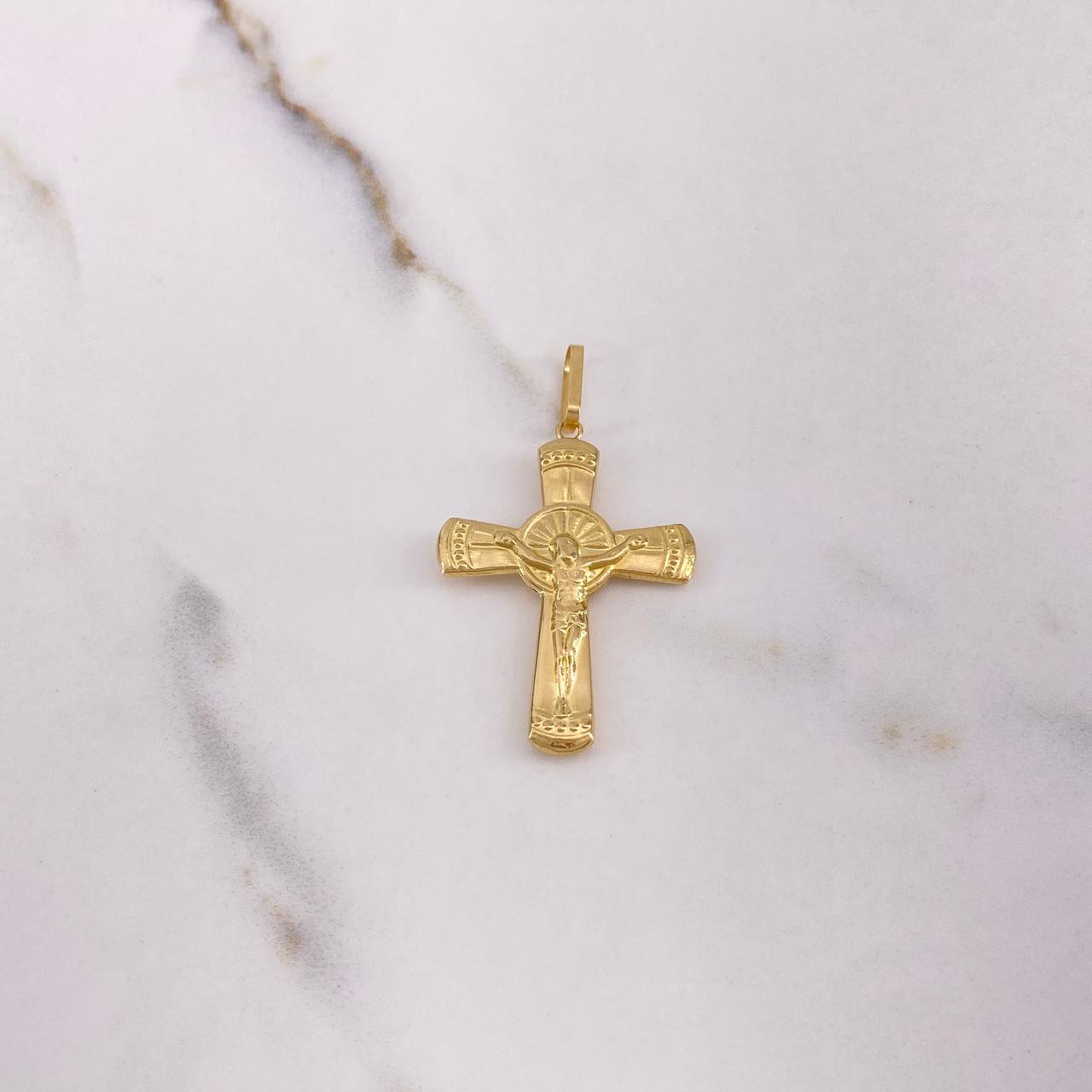 Dije Cruz Cristo 1.85gr / 4.3cm / Troquelada Oro Amarillo &