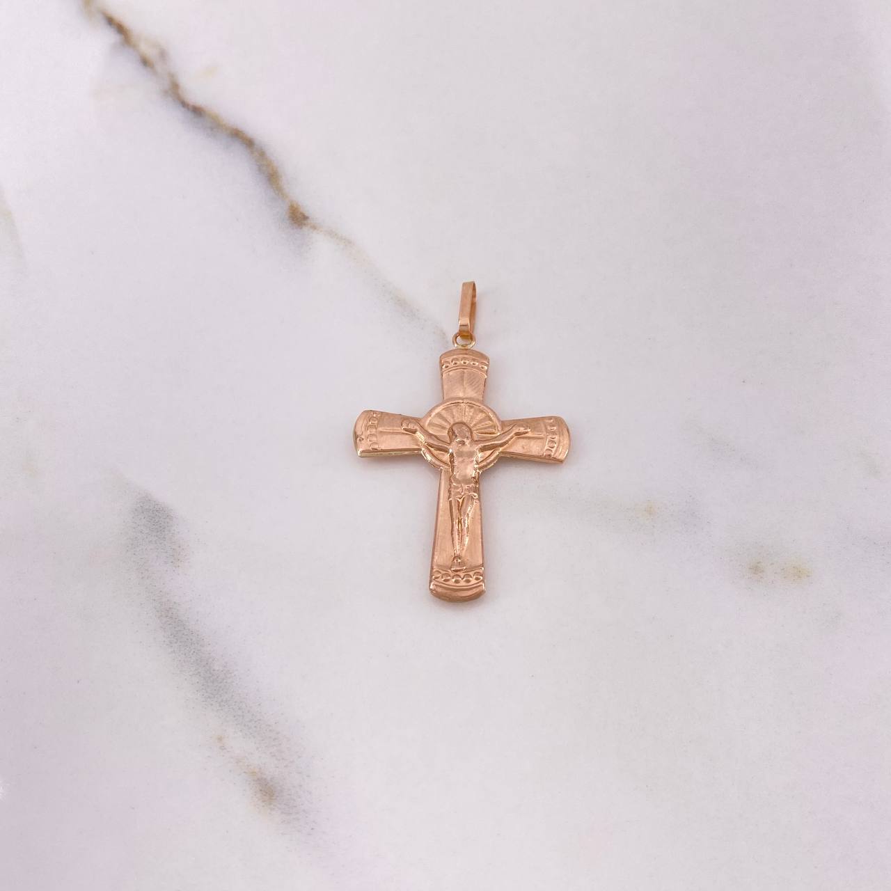 Dije Cruz Cristo 1.7gr / 4.3cm / Troquelada Oro Rosa &