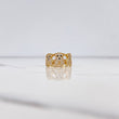 Anillo Oso Ts  3.65gr / T6 1/2 / Circones Blancos Negros  Oro Amarillo &