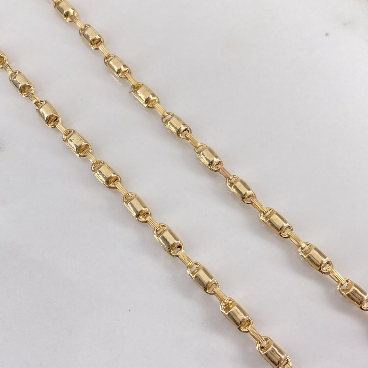 Cadena Rustica Rayada 16gr / 60cm / 4.5mm Barril Liso    Oro Amarillo $