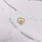 Anillo Solitario Flor 1.35gr / T7  / Circones Blancos Oro Amarillo &