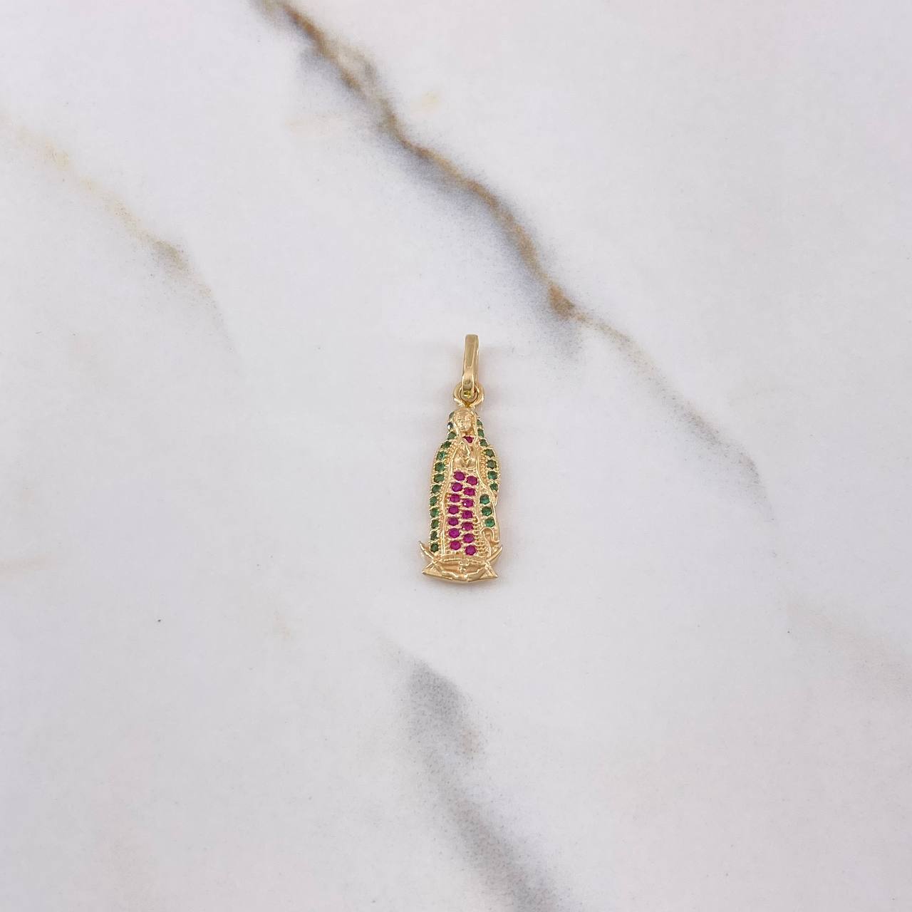 Dije Virgen Guadalupe 1.8gr / 2.8cm / Circones Fucsias Verdes Oro Amarillo $