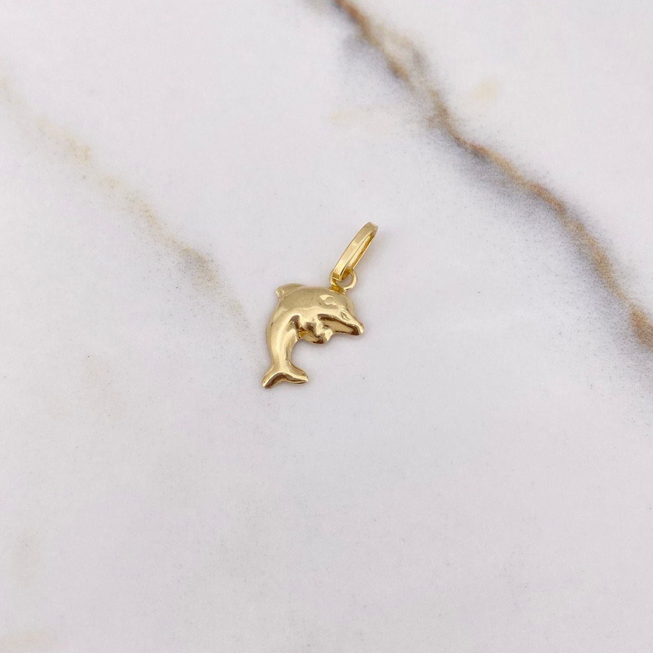 Dije Delfin 0.4gr / 1.8cm / Liso Oro Amarillo &