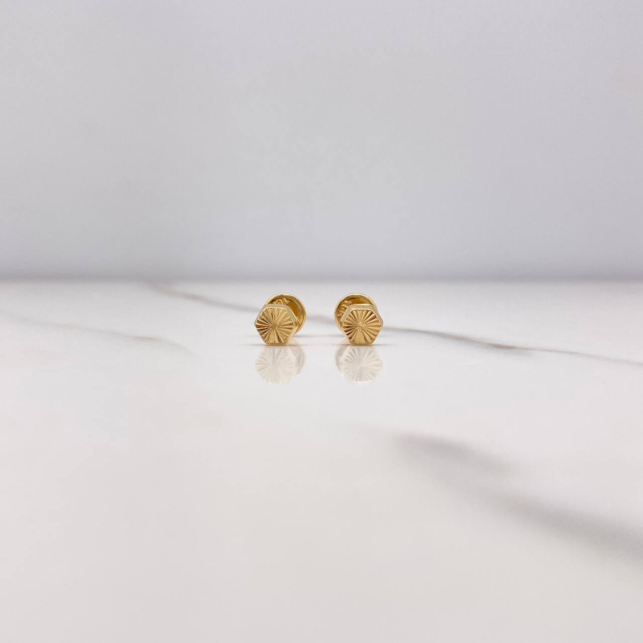 Topos Hexagono 0.55gr / Diamantados Oro Amarillo &