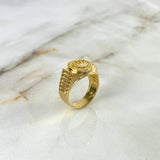 Anillo Correa Corona RX 7.4gr / T8 1/2 / Circones Blancos Oro Amarillo $