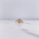 Anillo Flor De Loto 1.55gr / T6 / Circones Blancos Oro Amarillo $