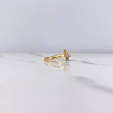 Anillo Flor De Loto 1.6gr / T6 / Circones Blancos Oro Amarillo $