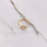 Anillo Flor De Loto 1.55gr / T6 / Circones Blancos Oro Amarillo $