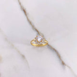 Anillo Flor De Loto 1.55gr / T6 / Circones Blancos Oro Amarillo $