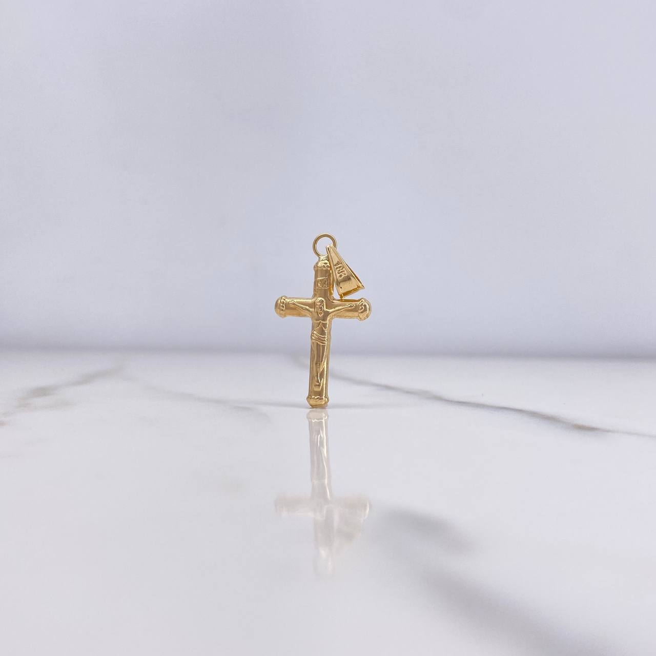 Dije Cruz Cristo 0.7gr / 2.9cm / Troquelado Oro Amarillo $