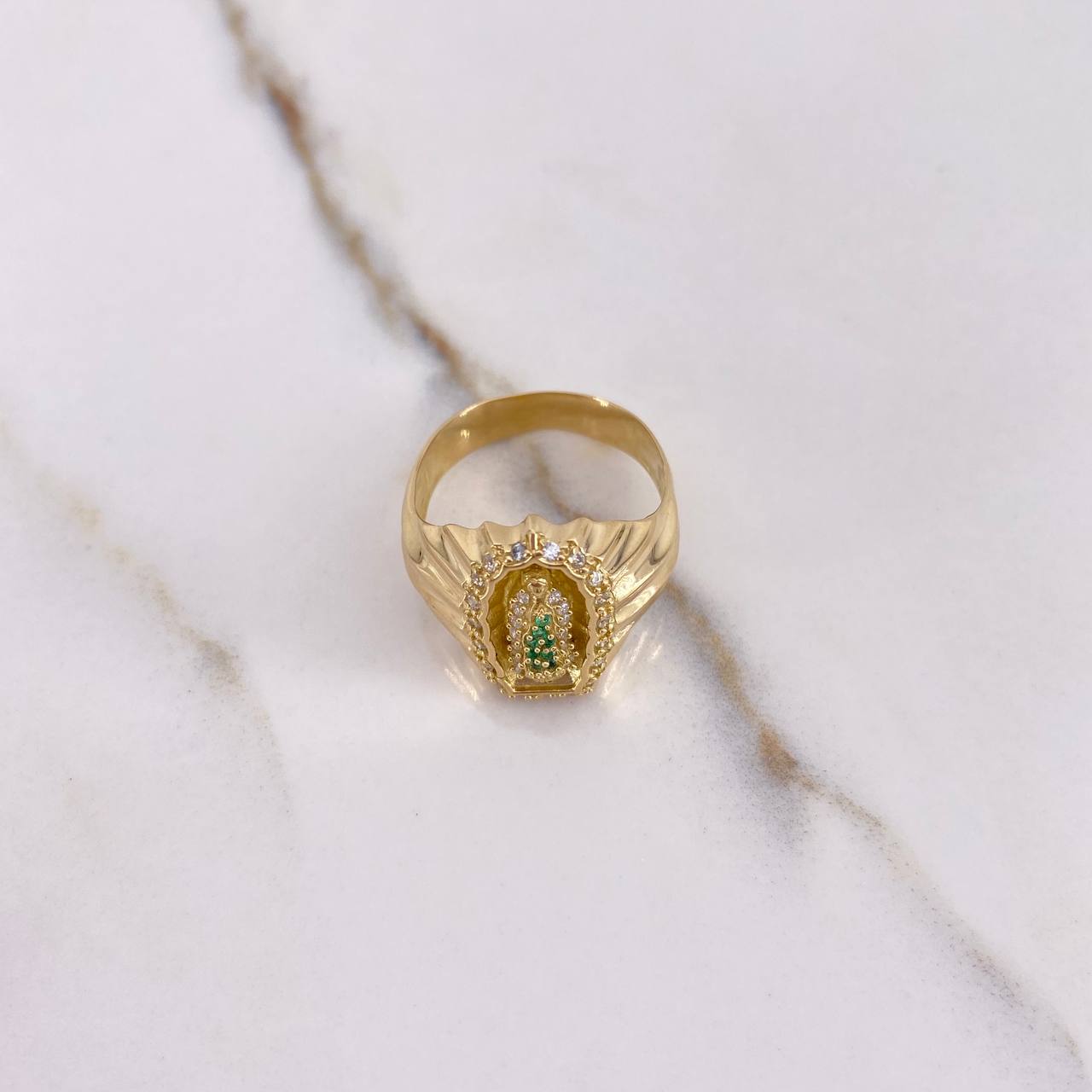 Anillo Virgen Guadalupe 7.25gr / T9 / Circones Verdes Blancos Oro Amarillo $