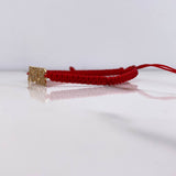 Pulsera Roja Herraje Amor 2gr / 2.7cm / Circones Blancos Oro Amarillo $