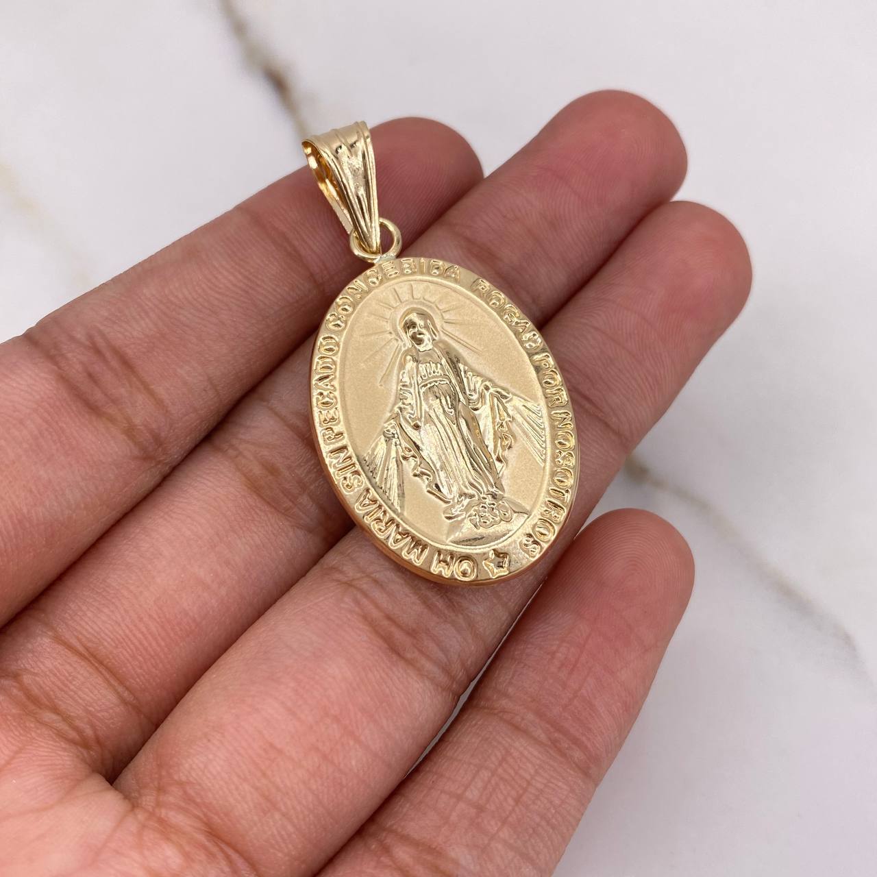 Dije Virgen Milagrosa 3.1gr / 4cm / Troquelado Oro Amarillo $