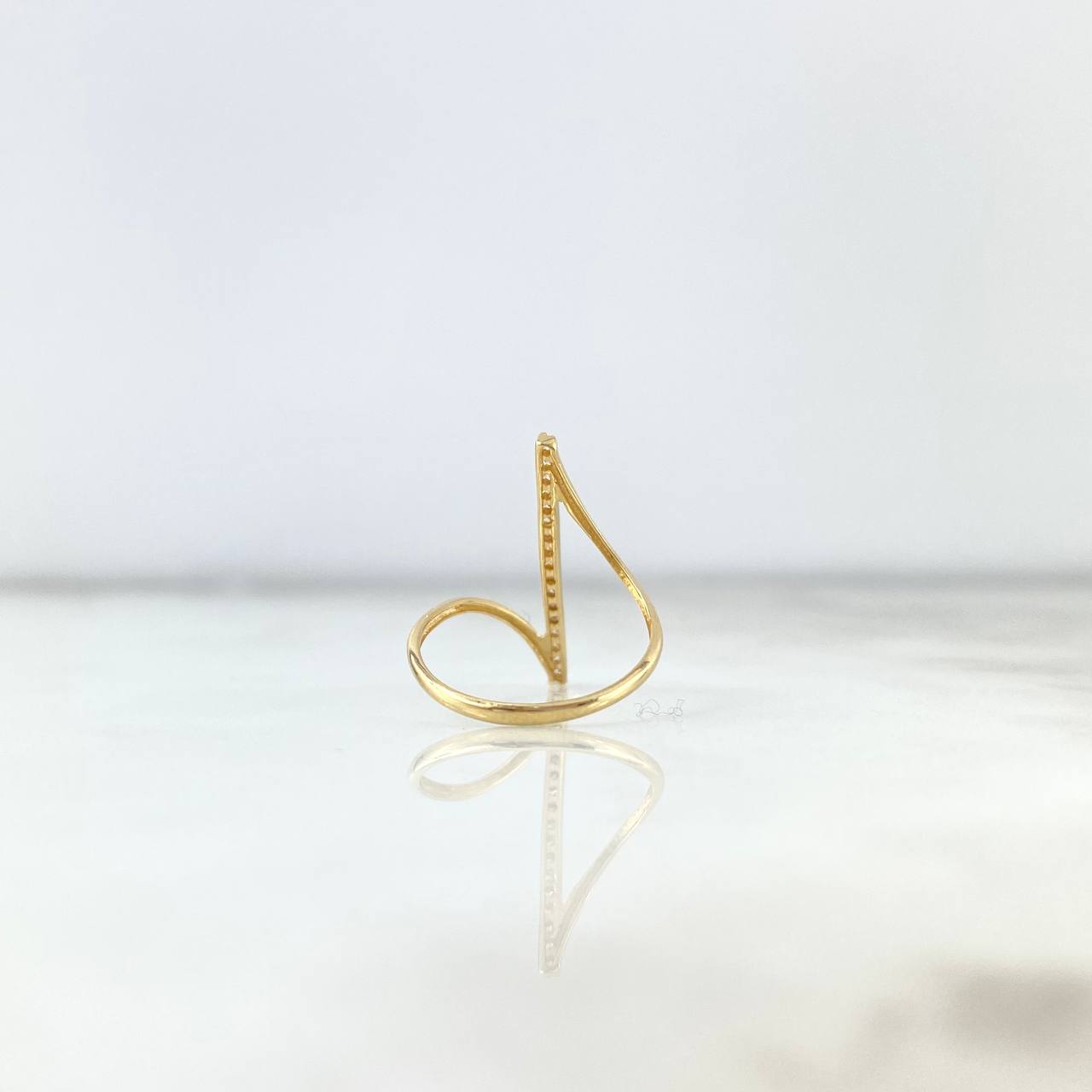 Anillo Raya Diagonal 1.4gr / T7 1/4 / Circones Blancos Oro Amarillo $