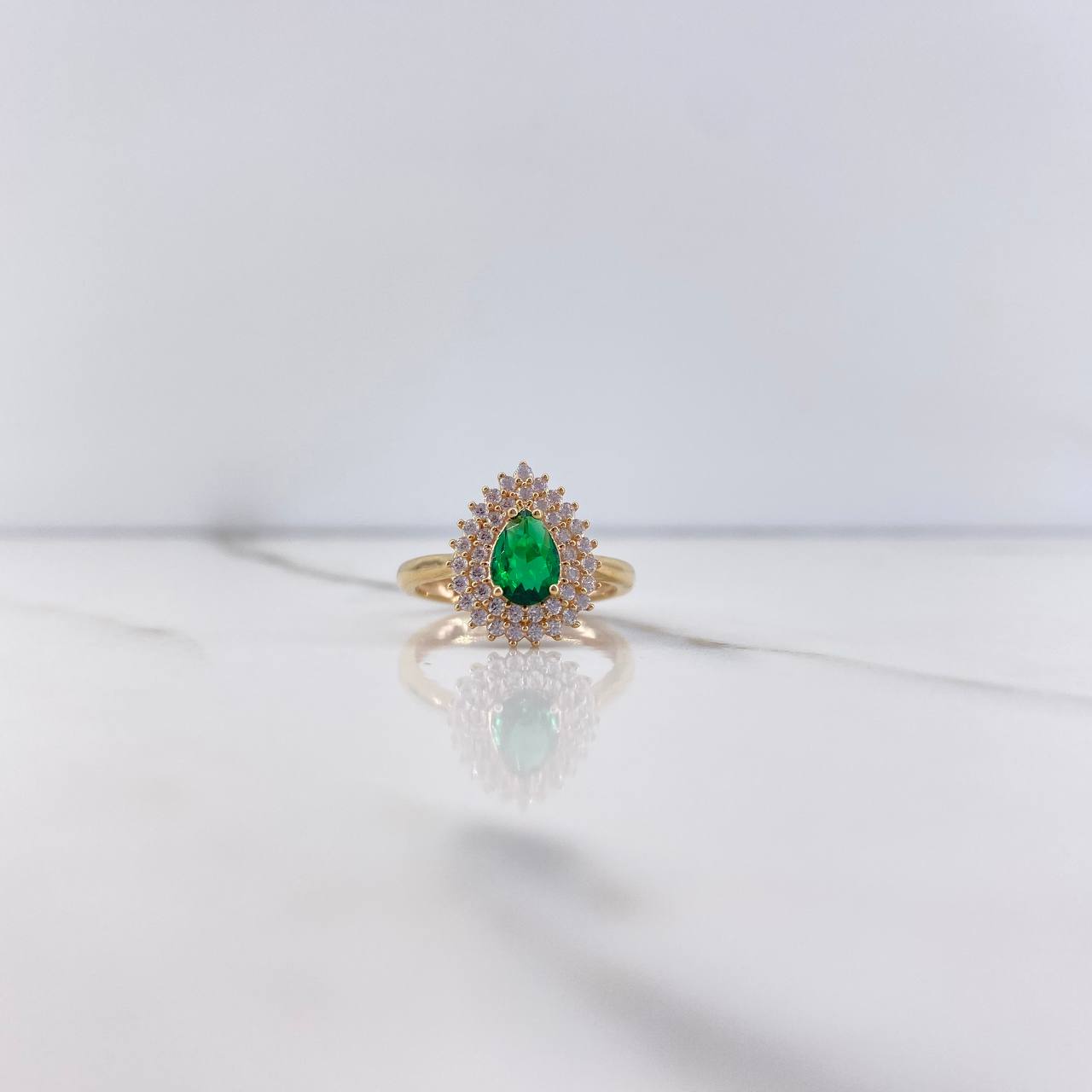 Anillo Halo Gota 3.5gr / T6 / Circones Verde Blancos Oro Amarillo $