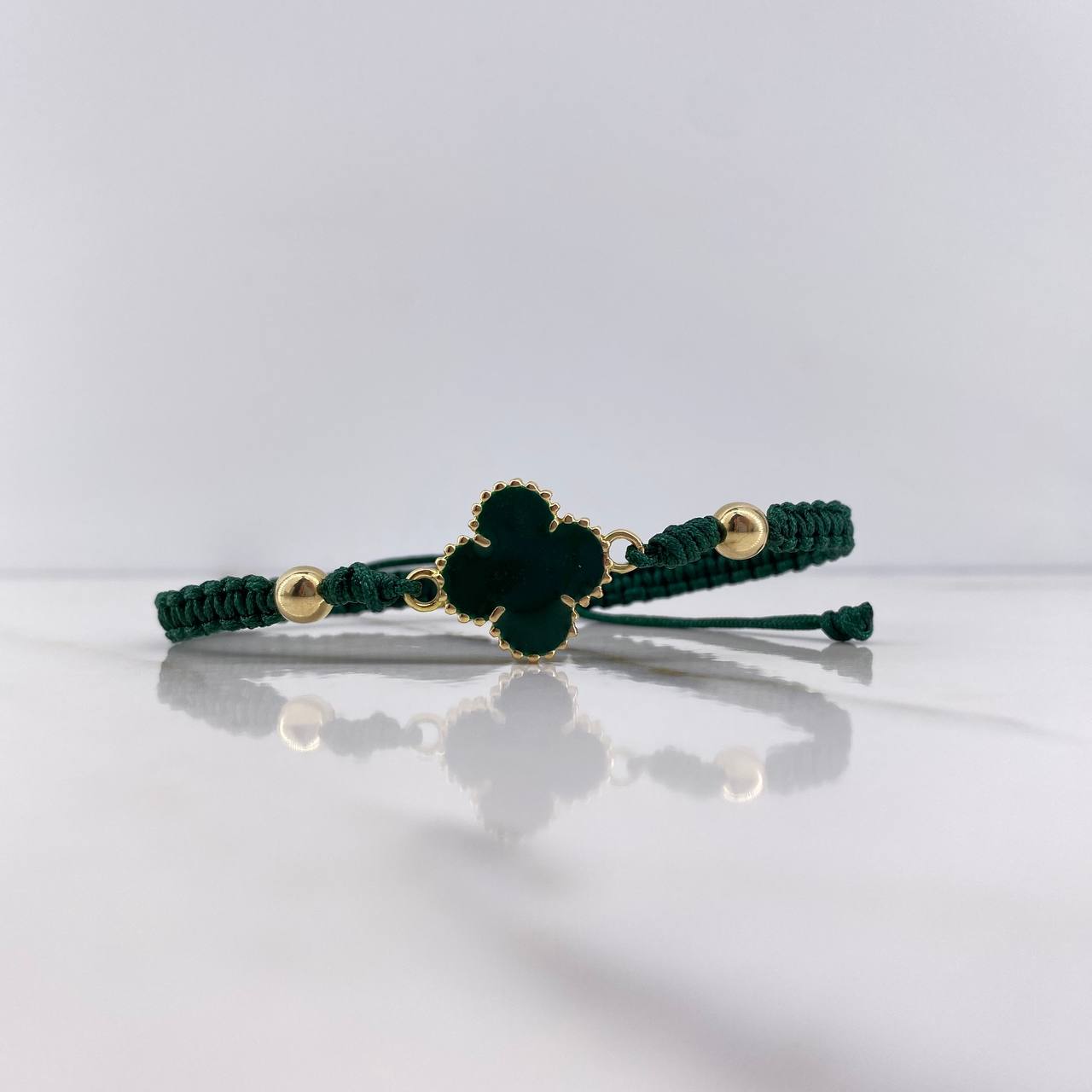 Pulsera Verde Trebol VCyA 3.75gr / 5mm Resina Verde Oro Amarillo Nac.Esp. $