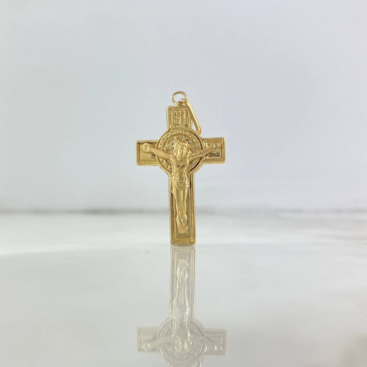 Dije Cruz Cristo 2.75gr / 4.4cm / San Benito Oro Amarillo &