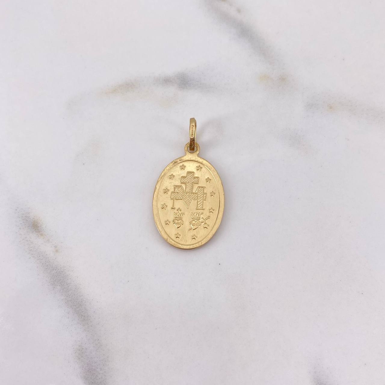 Dije Virgen Milagrosa 3.95gr / 2.8cm / Lisa Oro Amarillo 18K $