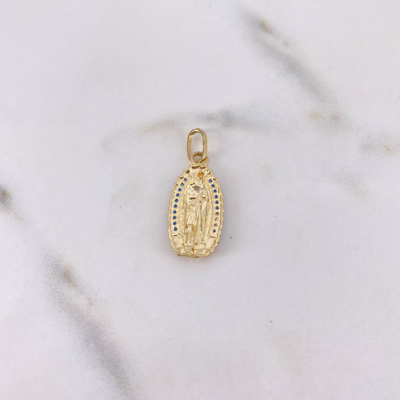 Dije Virgen Guadalupe 2.15gr / 2.9cm / Circones Azules Oro Amarillo 18K $