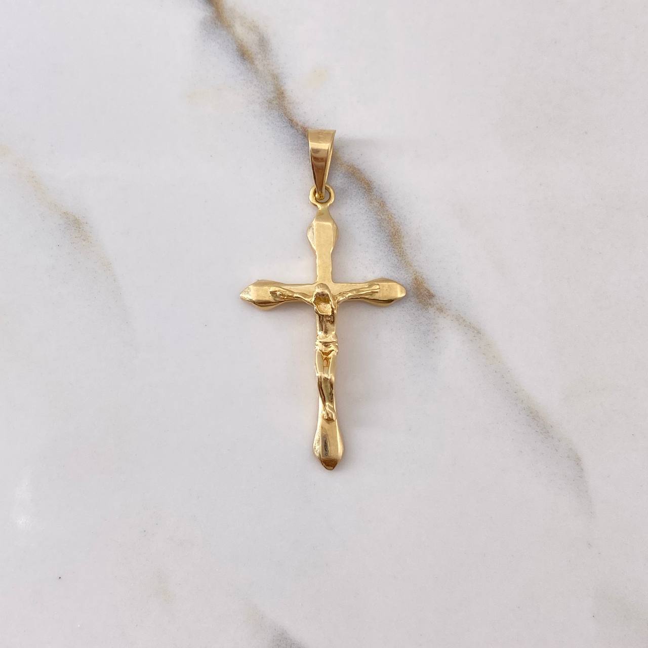 Dije Cruz Cristo 2.4gr / 4cm / Lisa Oro Amarillo $