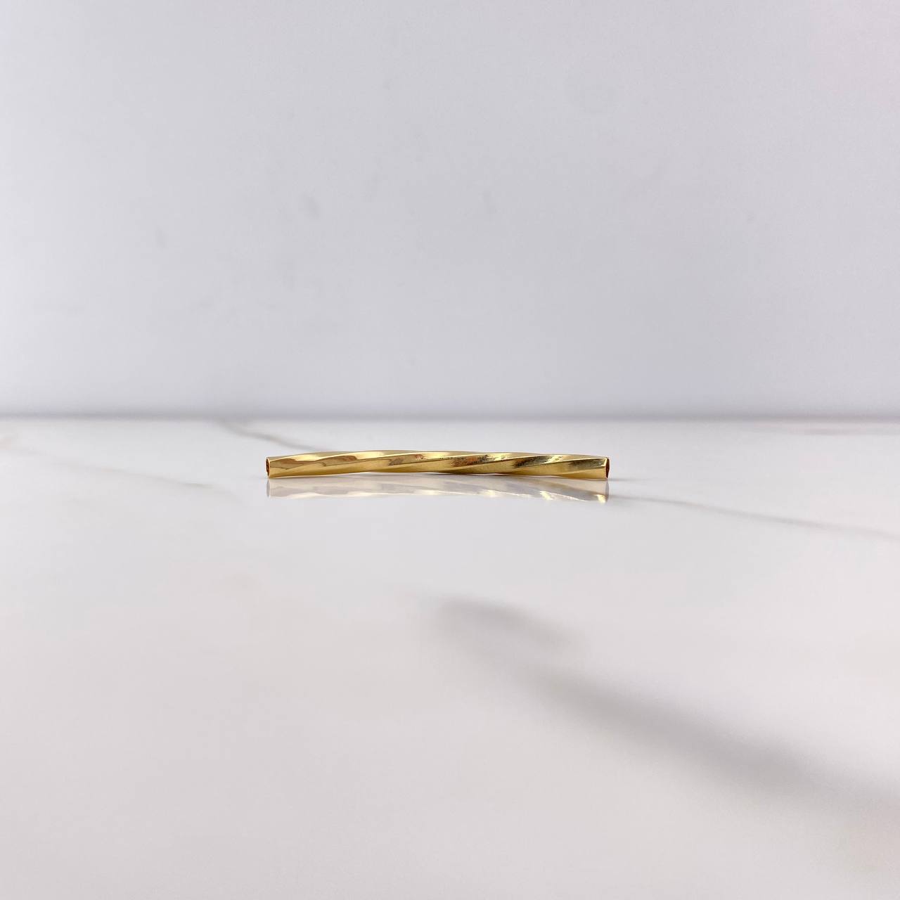 Herraje Tubular 1.05gr / 4cm / 2mm Espiral Oro Amarillo $