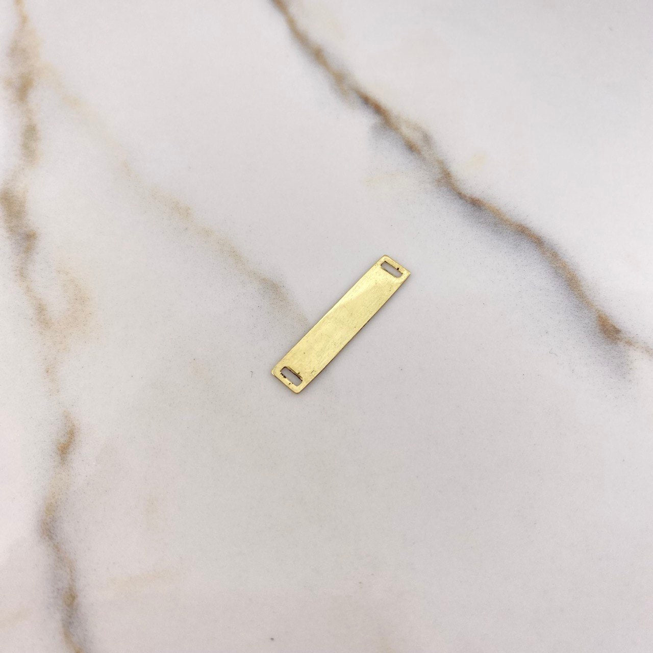 Herraje Placa Rectangular 0.45gr / 2.4cm-0.5cm / Liso Oro Amarillo &