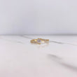 Anillo Solitario Lineas Invertidas 1.55gr / T6 1/2 / Circones Blancos Oro Amarillo &