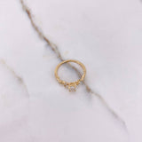 Anillo Solitario Espinas 1.8gr / T6 1/4 / Circones Blancos Oro Amarillo $