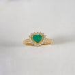 Anillo Corazon 3.3gr / 8 1/2 / 2.5cm / Acolchado 1.41 Qts Esmeralda 52pts Diamante  Oro Amarillo (Joya) $