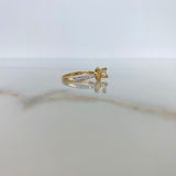 Anillo Solitario Petalos 2.35gr / T6 3/4 / Circones Blancos Dos Oros Amarillo Blanco &