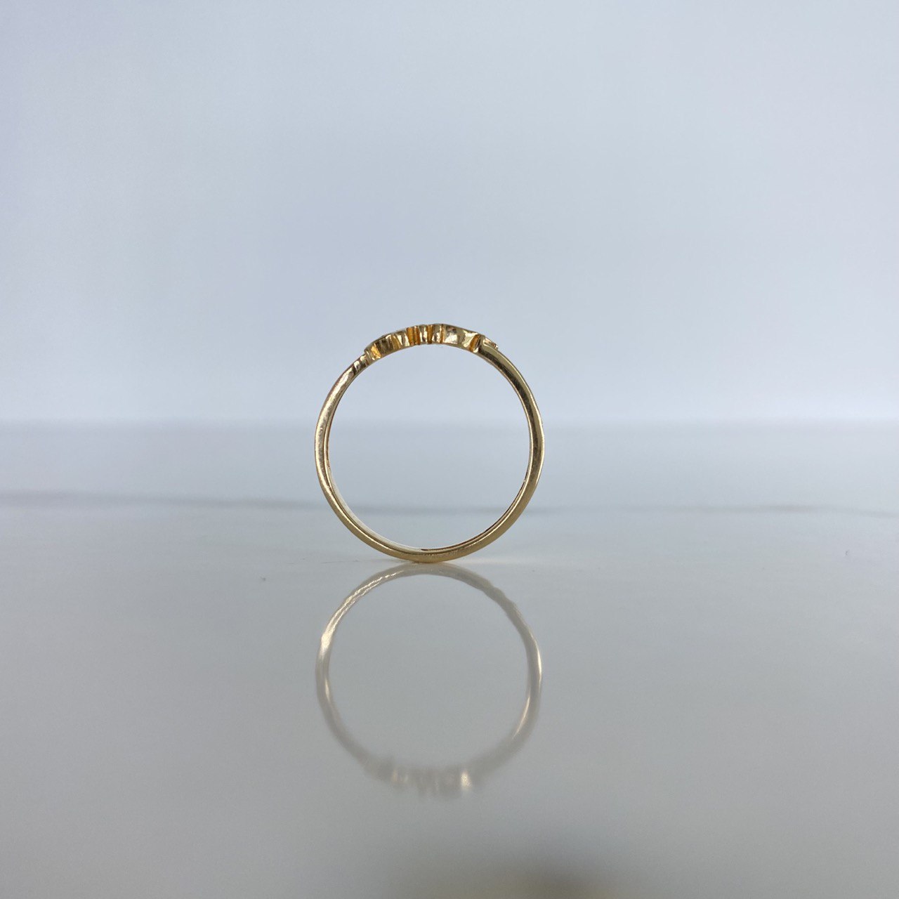 Anillo Amor 1.5gr / T6 1/4 / Circones Blancos Oro Amarillo &