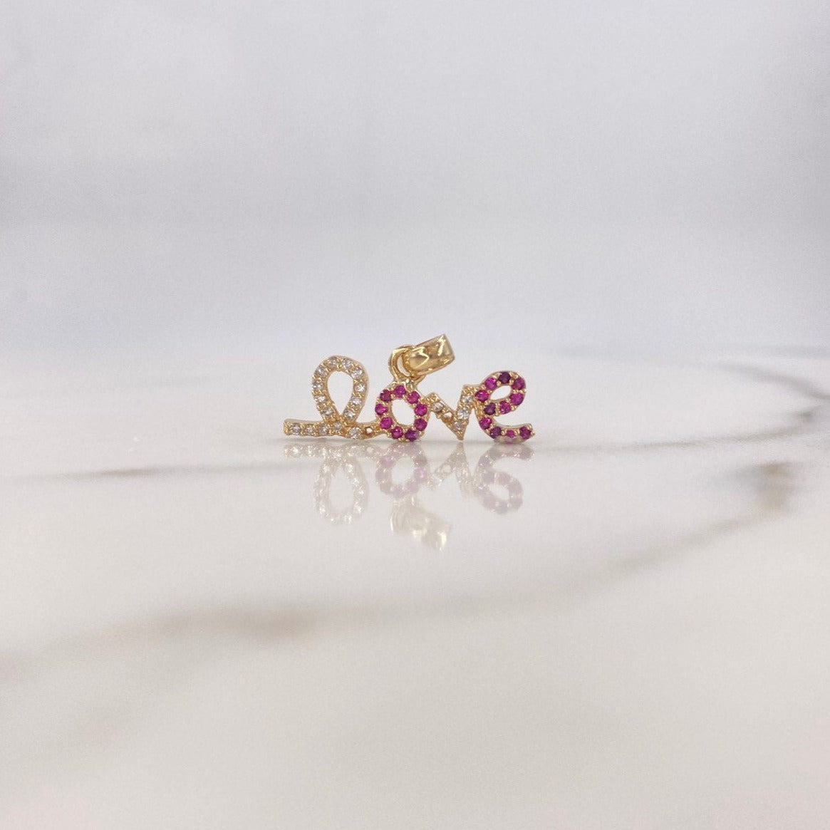 Dije Love 1.2gr / 2cm / Circones Blancos Fucsias Oro Amarillo $