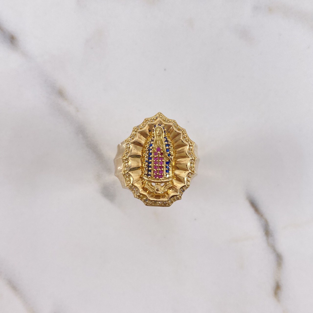 Anillo Virgen Guadalupe 10gr / T10 1/4 / Circones Azules-Blanco-Fucsias Oro Amarillo $