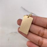 Dije Placa Rectangular Lisa 3.6gr / 3.5cm / 18mm*30mm Esquinas Diamantadas Oro Amarillo $