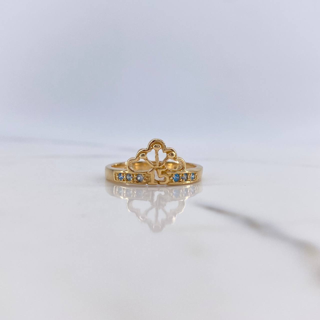 Anillo Tiara 15s 2.75gr / T7 1/4 / Circones Celestes Oro Amarillo $