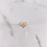 Anillo Corazon15s 2.05gr / T6 / Circones Blancos Oro Amarillo $